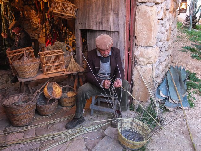 1243e985-9685-43f5-9c21-7ceb7bcdc835