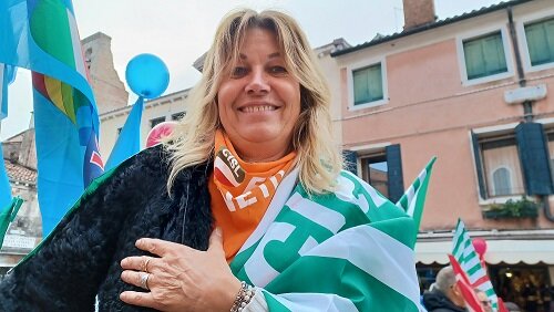 fb664582-0660-4028-a407-637d83aeaae8.jpg fb664582-0660-4028-a407-637d83aeaae8.jpg