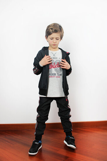 b79c8ead-0090-4350-9179-77a31d3b0862