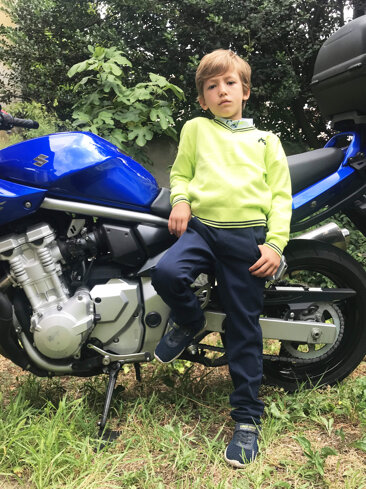 7bb8e708-51b9-4f09-9e8a-639c9e361c17