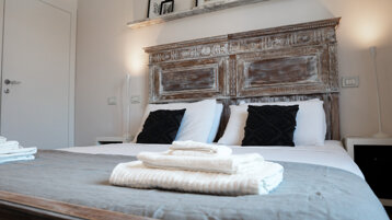 a7c4b45f-de47-4c02-8c5f-1695fd79c806