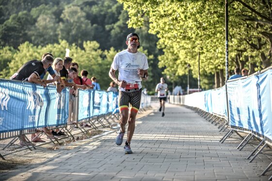 737ad39e-eb49-4c7c-941f-a99e4e80d897