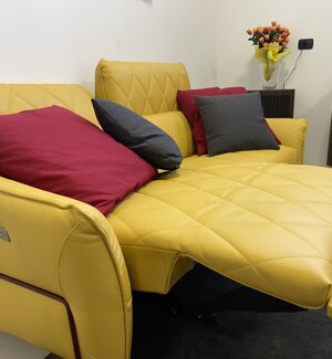 Divano in Pelle con Relax elettrici