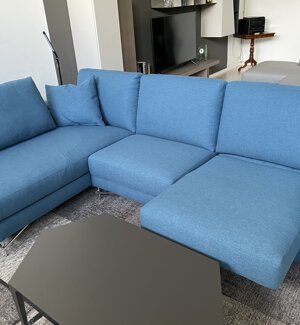 Divano con Penisola e Sedute estraibili