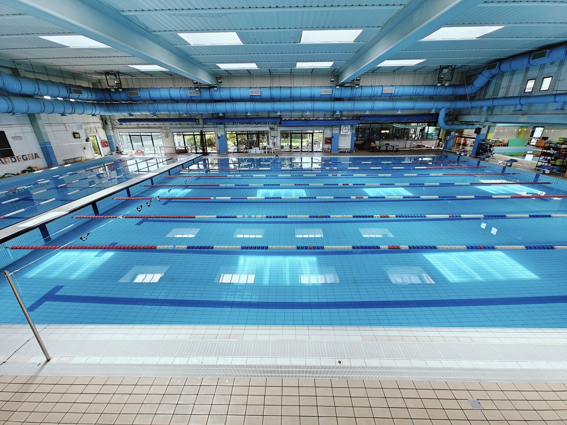 piscina2.jpeg