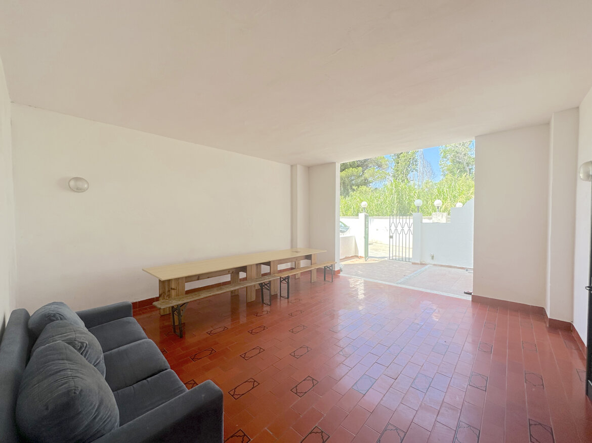 49448769-6889-4275-8b8d-819a22096b74