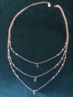 collana-ramata-3-catene-cuore-e-cristalli