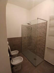 bagno merc 1.jpeg bagno merc 1.jpeg