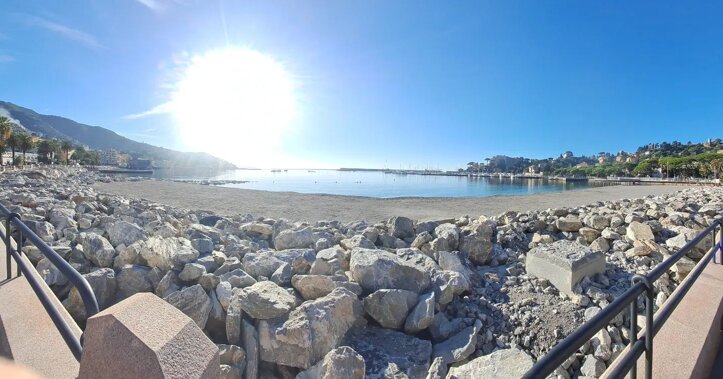 spiagga rapallo.jpeg spiagga rapallo.jpeg