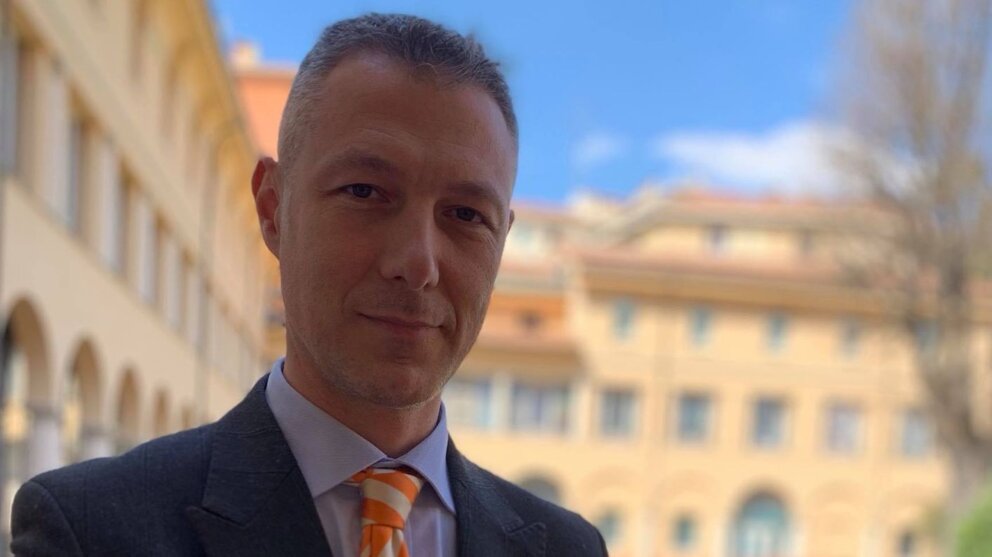 71d050a8-3a1b-4cac-b84d-2f37d8eac6c8