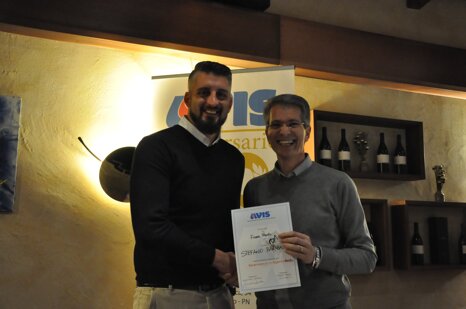 2bea681b-c1f0-456e-b083-2a637f3debdd