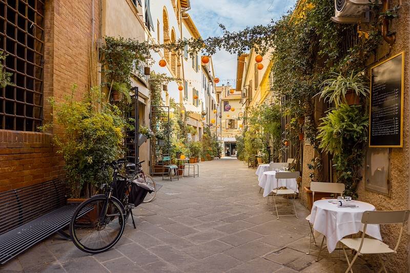 Lavorare nel settore della ristorazione e del turismo non può essere un ripiego
