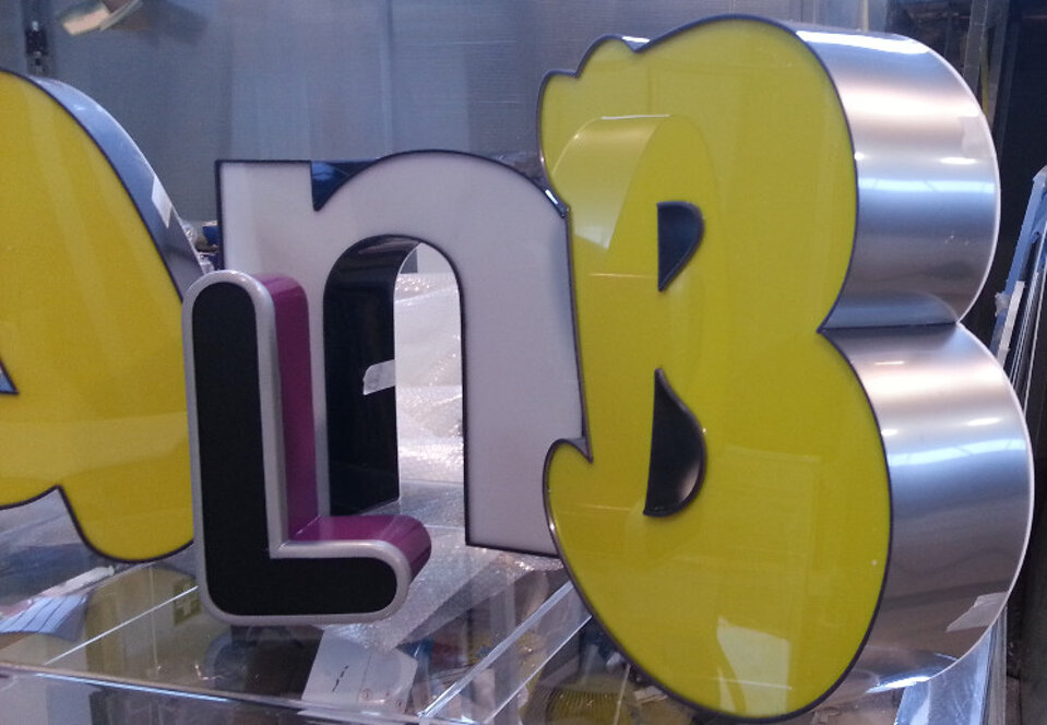 d9a8454b-709a-4a1e-b40a-7c220a769b83