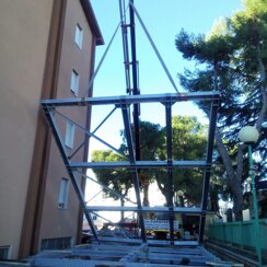 Ospedale Lanciano (CH) Montaggio scala di emergenza Ospedale Lanciano (CH) Montaggio scala di emergenza