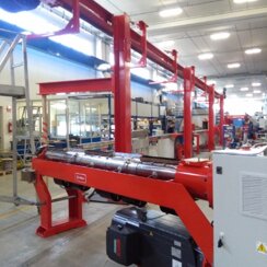 Particolare Impianto di movimentazione ed estrusione PVC Particolare Impianto di movimentazione ed estrusione PVC