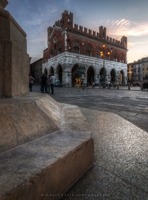 Piazza Cavalli (Pc)