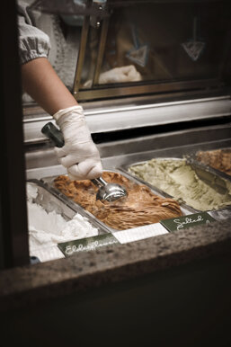 800db44b-009c-4d3a-bf76-38d22b5e83c2