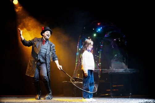 bimba dentro bolla.jpeg