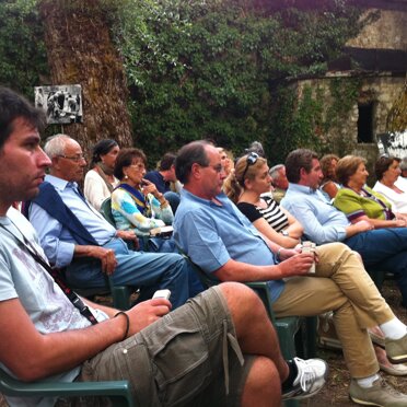 I rappresentanti della Famiglia SIpari Pubblico alla presentazione del Coppo del Principe di Carlo La Porta