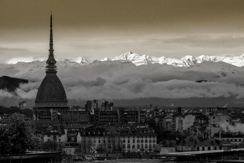 0ed8ec45-b048-43b2-b285-663387816106