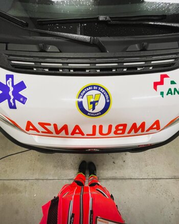 foto contatti.jpeg foto contatti.jpeg