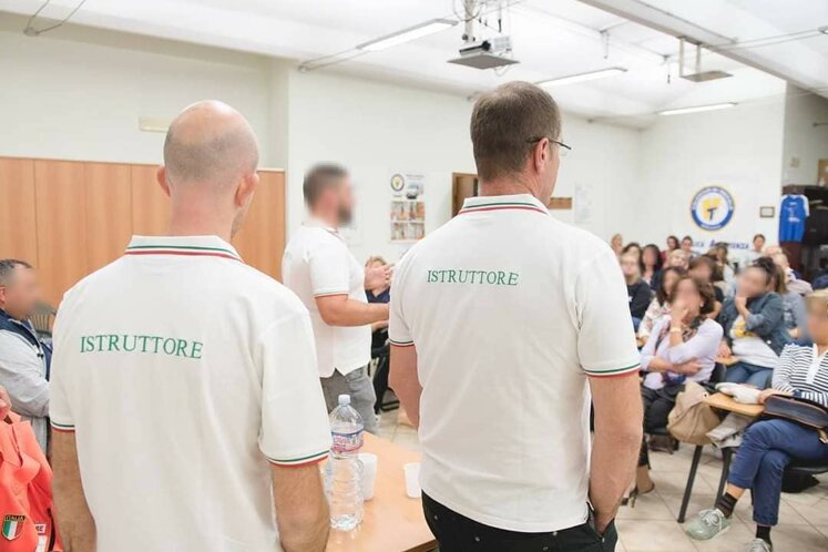 foto unisciti a noi.jpeg