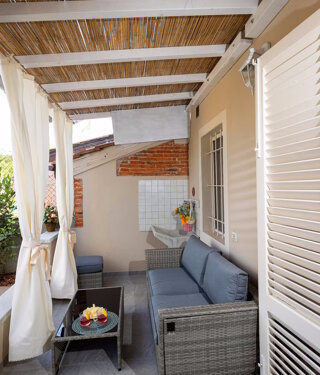 camera1.jpeg camera1.jpeg