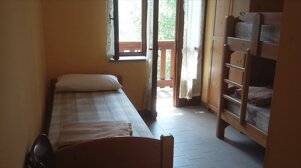 83258816-ad9e-4b3e-8f6e-3e334501232c 83258816-ad9e-4b3e-8f6e-3e334501232c