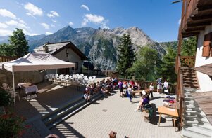 dace93c3-4d7c-4ff9-a1ea-4564be98a1f3 dace93c3-4d7c-4ff9-a1ea-4564be98a1f3