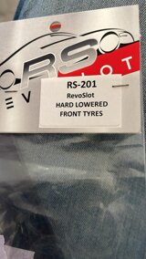 gomme front.jpeg gomme front.jpeg