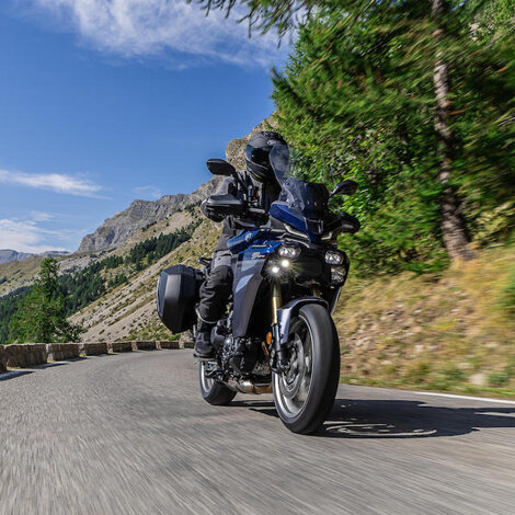 2025-yamaha-mt09atrdx-eu-tech_back-action-001-03%20noxriders%20.jpeg
