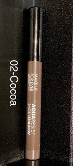 aqua-resist-smoky-shadow