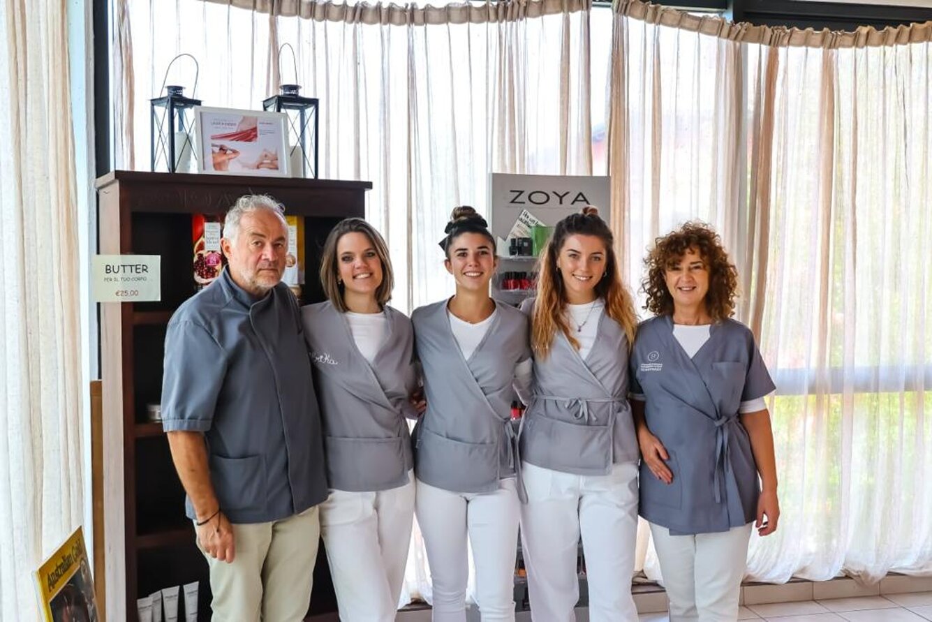 de1bd84f-caff-4b7d-a250-2042ab495ff1