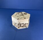 art-c265-f-cofanetto-esagonale-disegno-cartoni-animati