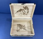 a26302-cofanetto-finitura-pelle-disegno-cavallo