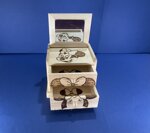 art-c275-j-cofanetto-con-ribalta-e-specchio-disegno-cartoni-animati