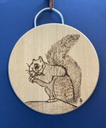 art-t045-d-tagliere-tondo-disegno-scoiattolo