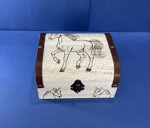 a26521-cofanetto-disegno-cavallo-bande-marron