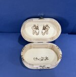 a26014-cofanetto-ovale-disegno-ballerine