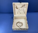 a26123-cofanetto-finitura-pelle-disegno-cavallo