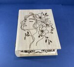 a26519-porta-libro-disegno-donna-e-fiori