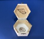 art-c199-f-cofanetto-esagonale-disegno-galeone-e-marinai