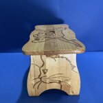 art-v803-q-sgabello-sagomato-disegno-gattino