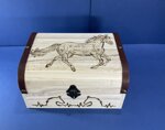 a26520-cofanetto-disegno-cavallo-bande-marron