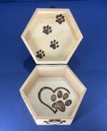 art-c131-g-cofanetto-esagonale-disegno-cagnolino