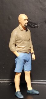 art-fc002-sc-135-uomo-in-posizione-statica