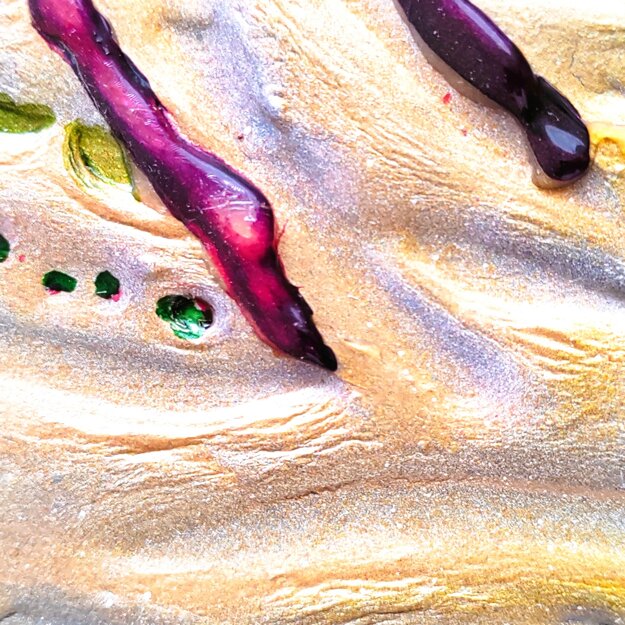 Particolari di quadri astratti dai colori solari , luminosi ed eterei. Pittura in rilievo. Particolari di quadri astratti dai colori solari , luminosi ed eterei. Pittura in rilievo.