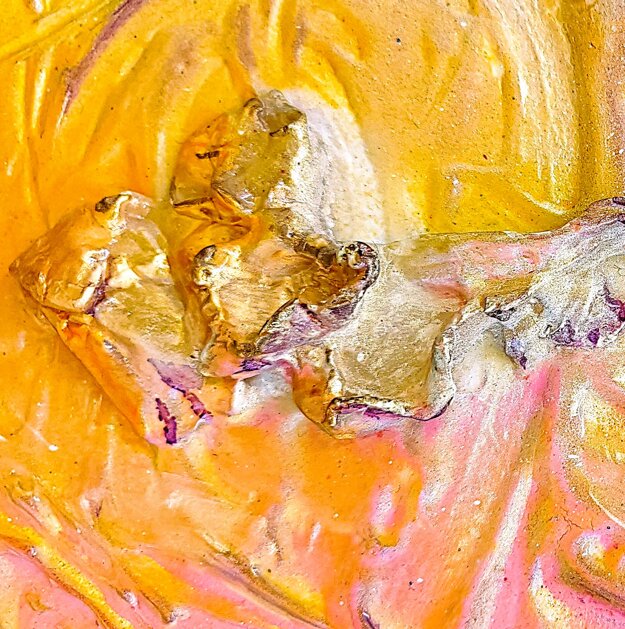 Particolari di quadri astratti dai colori solari , luminosi ed eterei. Pittura in rilievo. Particolari di quadri astratti dai colori solari , luminosi ed eterei. Pittura in rilievo.