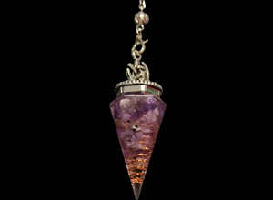 piramide%20orgonite%207%20cm%20(60)