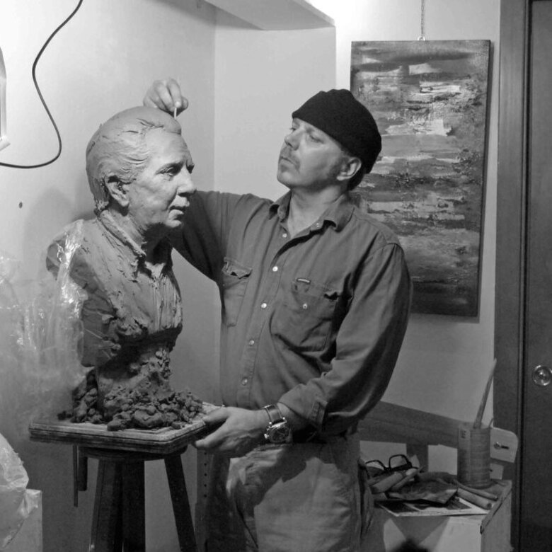 611c8b51-09b5-4b9e-87e1-5a80607f4863 611c8b51-09b5-4b9e-87e1-5a80607f4863